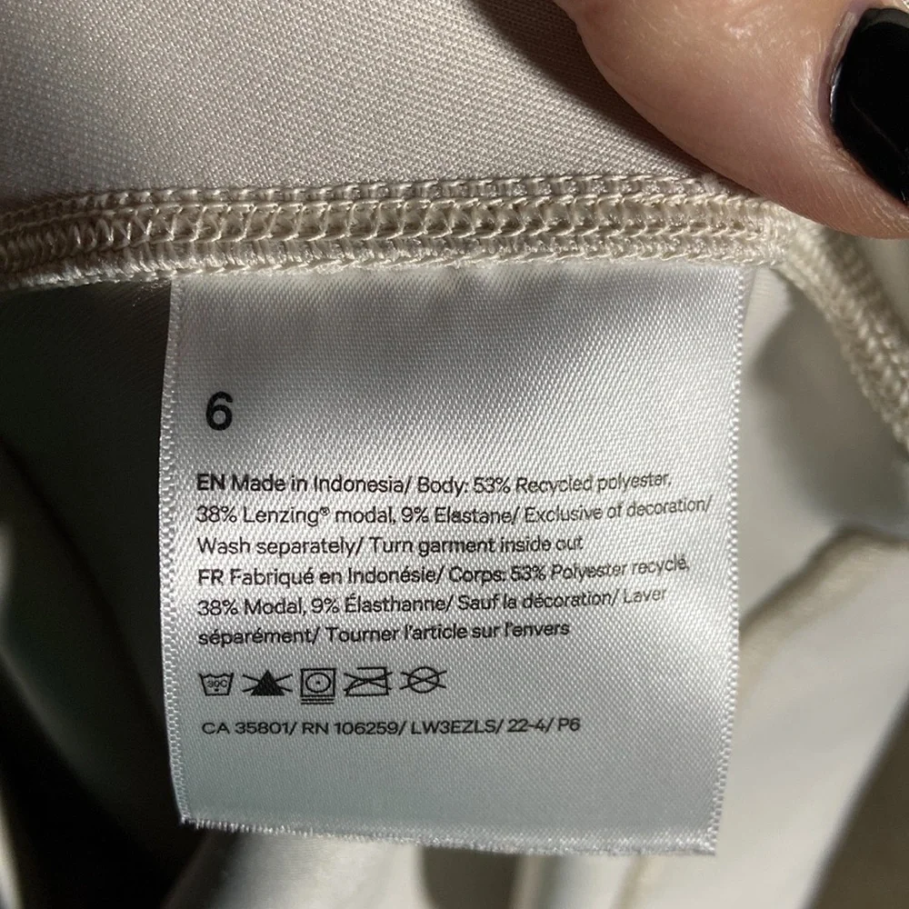 Lululemon Softstreme Perfectly Oversized Cropped Crew - Picture 10 of 10